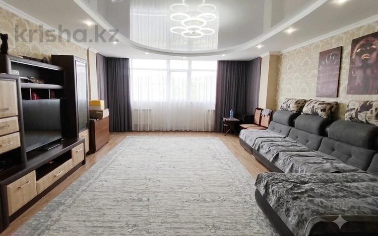 3-комнатная квартира · 97.8 м² · 5/9 этаж, пр. К. Сатпаева 72 за 51.5 млн ₸ в Усть-Каменогорске — фото 3