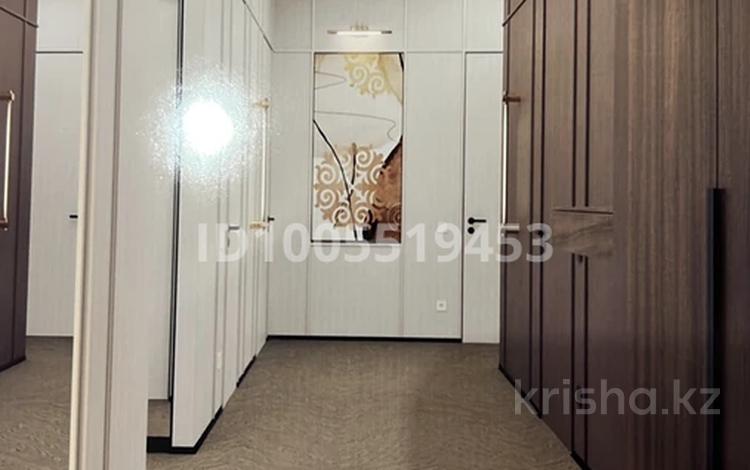 4-комнатная квартира · 131 м² · 9/9 этаж, Толе би 52 за 170 млн ₸ в Астане, Нура р-н — фото 2