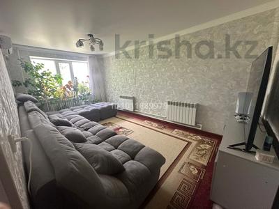 2-комнатная квартира · 56 м² · 2/5 этаж, 2 мкр 2 за 7.5 млн ₸ в Алге