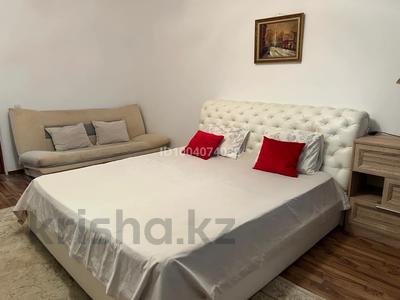 1-комнатная квартира · 68 м² · 8/25 этаж, мкр 11 112a за 15 000 ₸ в Актобе