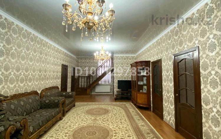 Отдельный дом · 7 комнат · 300 м², Алпамыс 5 — Автостанция. Магнум. Мечта. Карасаи батыр комплекс. за 700 000 〒 в Каскелене — фото 2