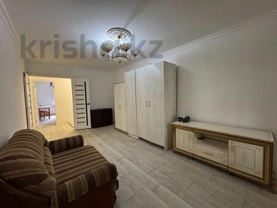 3-бөлмелі пәтер · 70 м² · 1/5 қабат, Мкр Аксай-4 45 — Момышулы - Жубанова, бағасы: 300 000 ₸ в Алматы, Ауэзовский р-н