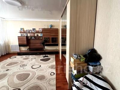 2-комнатная квартира · 64.6 м² · 9/10 этаж, Кизатова за 24.7 млн 〒 в Петропавловске