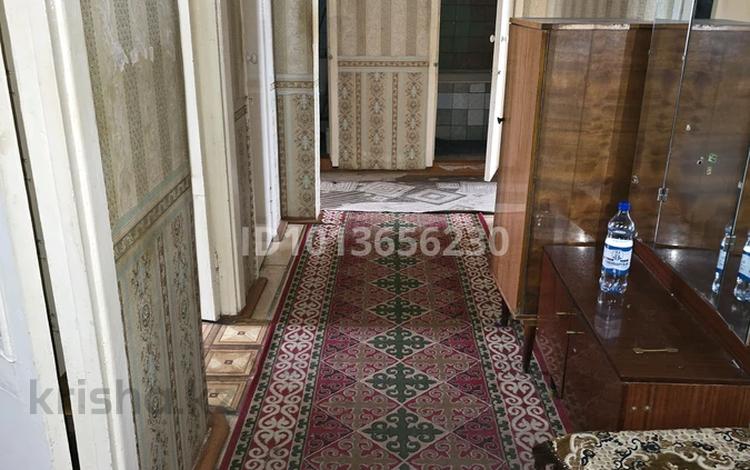 3-бөлмелі пәтер · 63 м² · 3/6 қабат, Камзина 12, бағасы: 14.5 млн ₸ в Аксу — фото 2