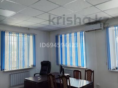 Свободное назначение, офисы, общепит, салоны красоты, медцентры и аптеки, образование, развлечения · 1463 м² за 300 млн 〒 в Караганде, Казыбек би р-н