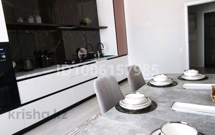 1-комнатная квартира · 52 м² · 3/10 этаж, 18 5 за 26 млн ₸ в Актау, 18-й мкр  — фото 2