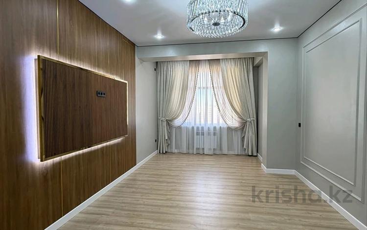 3-бөлмелі пәтер · 100 м² · 11 қабат, 16-й мкр 84, бағасы: 36 млн ₸ в Актау — фото 2