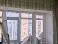 3-бөлмелі пәтер · 98.1 м² · 4/9 қабат, Нур Актобе, Нұр Ақтөбе — Үй Қонаев атындағы мектептің қасында, бағасы: 31 млн ₸ — фото 8