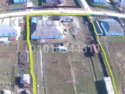 Жеке үй · 9 бөлме · 300 м² · 53 жүзд., Мақташы 30 — Қараөзек ауылында, бағасы: 15 млн ₸ в Жетысае