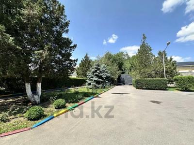 Образование · 1000 м², бағасы: 630 млн ₸ в Каскелене