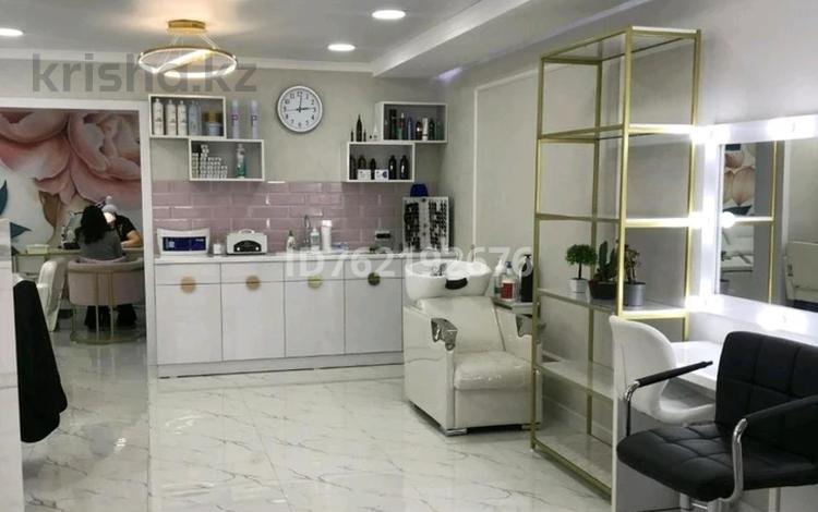 Сұлулық салондары · 100 м², бағасы: ~ 45 млн ₸ в Караганде, Казыбек би р-н — фото 2
