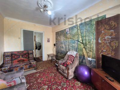 2-комнатная квартира · 50 м² · 2/5 этаж, проспект Назарбаева 29 — Район Гастронома на 45 за 18.5 млн ₸ в Усть-Каменогорске