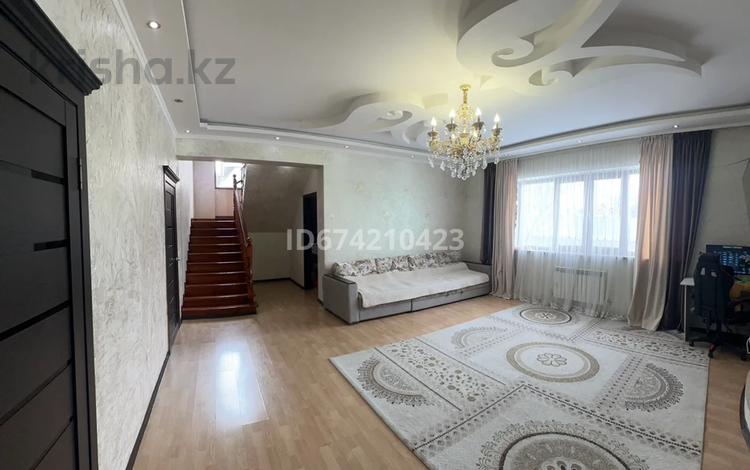 Жеке үй · 7 бөлме · 240 м² · 5 сот., мкр Теректы 11 — Туздыкол, бағасы: 82 млн ₸ в Алматы, Алатауский р-н — фото 15