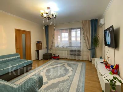 3-комнатная квартира, 100 м², 12/22 этаж, Иманова 17 — Валиханова за 36 млн 〒 в Астане, р-н Байконур