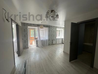 Продажа квартир в Восточно-Казахстанской обл.: 2-комнатная квартира · 42 м² · 2/3 этаж, Тохтарова 80 за 16.5 млн 〒 2-комнатная квартира · 42 м² · 2/3 этаж, Тохтарова 80 за 16.5 млн 〒 в Усть-Каменогорске