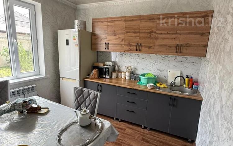 Отдельный дом · 3 комнаты · 60 м² · 8.5 сот., Кожемиярова 27 за 18.5 млн ₸ в Талдыкоргане — фото 2