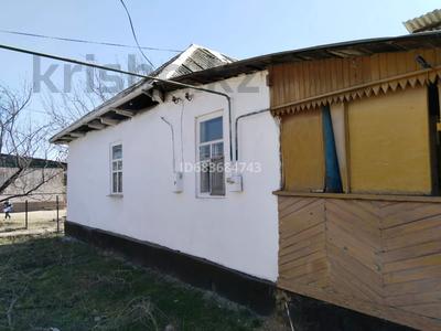 Продажа домов и дачи в Алматинской обл.: Отдельный дом · 6 комнат · 62 м² · 15 сот., Донбаева 47 за 21 млн 〒 Отдельный дом · 6 комнат · 62 м² · 15 сот., Донбаева 47 за 21 млн 〒 в Жамбыле