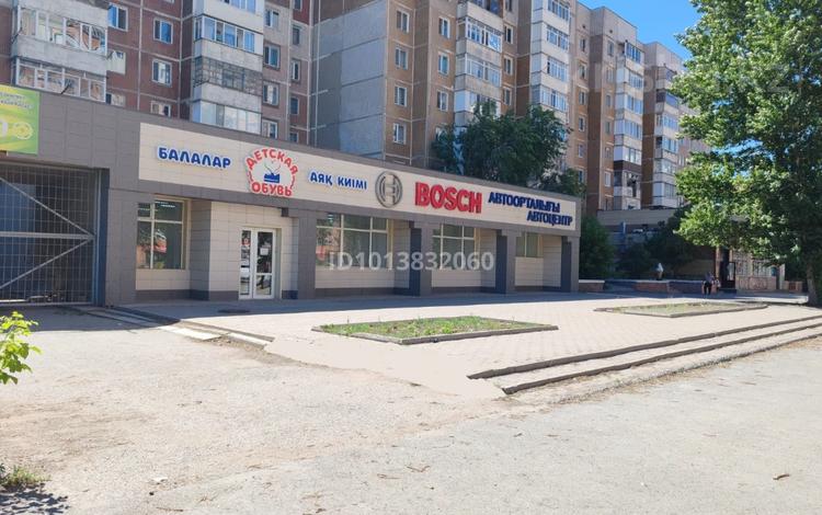 Еркін, кеңселер, дүкендер мен бутиктер, медорталықтар мен дәріханалар, білім орталықтары · 446 м², бағасы: 3.5 млн ₸ в Караганде, Казыбек би р-н — фото 3