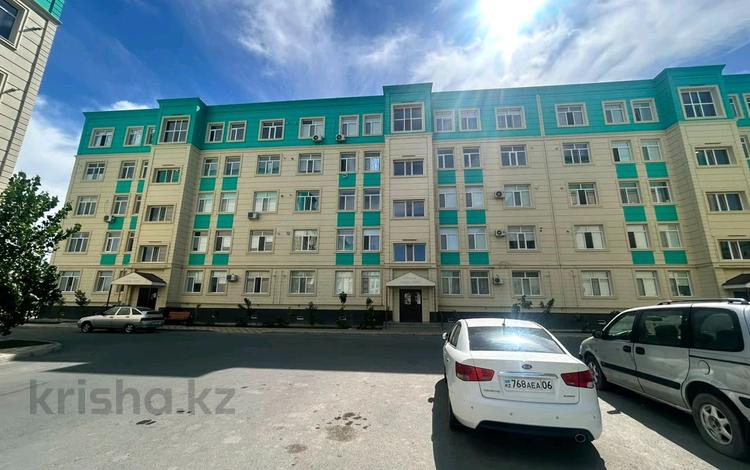 1-комнатная квартира · 43 м² · 3/5 этаж, мкр Самал, Мкрн Самал 15 за 170 000 ₸ в Атырау — фото 2