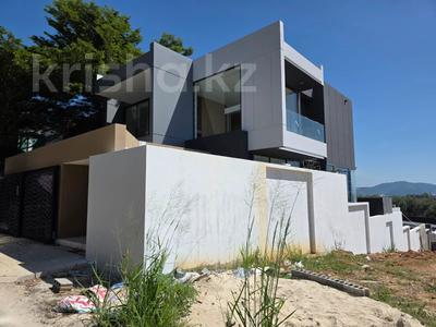 Отдельный дом · 4 комнаты · 402 м² · 4.26 сот., Раваи за ~ 484.7 млн 〒 в Пхукете