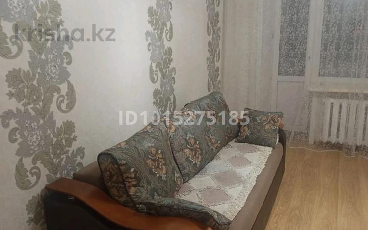 3-комнатная квартира · 48 м² · 5/5 этаж, Абая 31 — Абая за 80 000 ₸ в Курчатове — фото 2