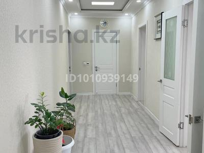 2-бөлмелі пәтер · 75.8 м² · 4/5 қабат, 19-й мкр 14/1, бағасы: 23 млн ₸ в Актау