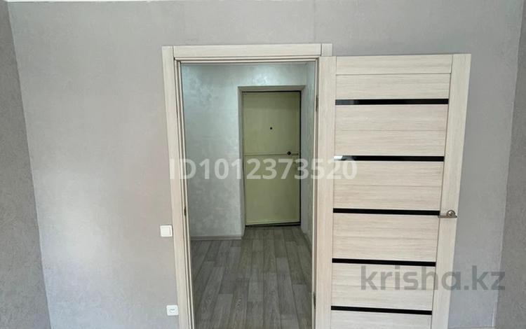 1-комнатная квартира · 18 м² · 2/5 этаж, ул. Хиуаз Доспановой 58 за 5.5 млн ₸ в Уральске — фото 10