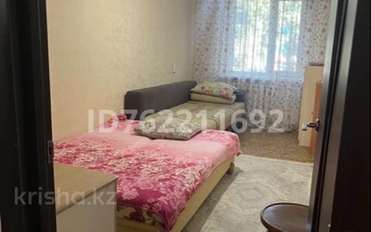 2 бөлме · 55 м², Курмангазы 169, бағасы: 40 000 〒 в Уральске, мкр Школьник — фото 2