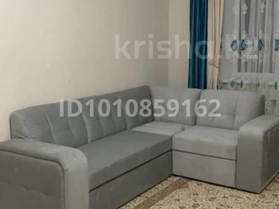 2-комнатная квартира · 70 м² · 8/9 этаж, мкр Нурсая, Таумуш Жумагалиев 15 за 250 000 〒 в Атырау