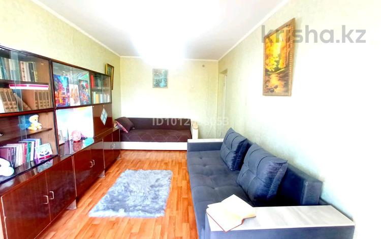 2-бөлмелі пәтер · 44 м² · 5/5 қабат, мкр Михайловка — Крылова, бағасы: 12.8 млн ₸ в Караганде, Казыбек би р-н — фото 4