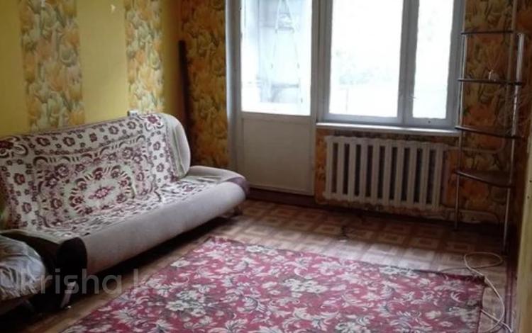 1-комнатная квартира, 47 м², 3/5 этаж помесячно, Кабанбай батыра за 75 000 〒 в Талдыкоргане — фото 2