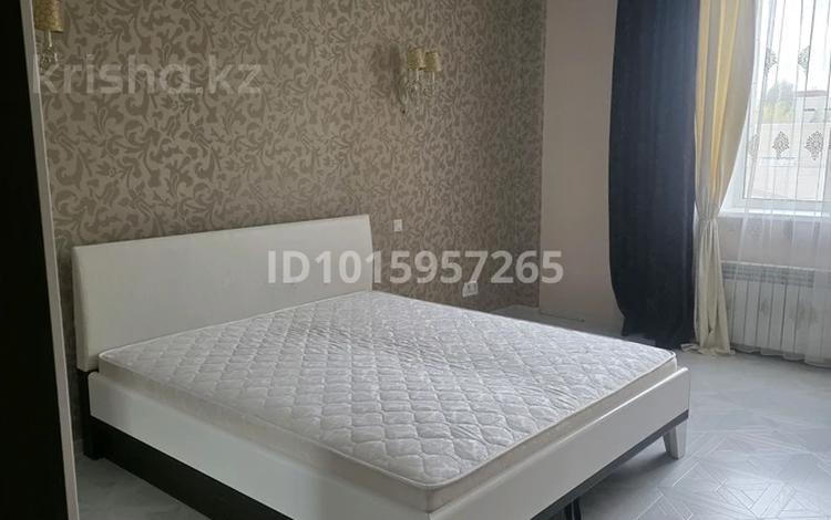 3-комнатная квартира · 126 м² · 4/8 этаж, Керей и Жанибек хандар 6 за 76 млн ₸ в Астане, Нура р-н — фото 2