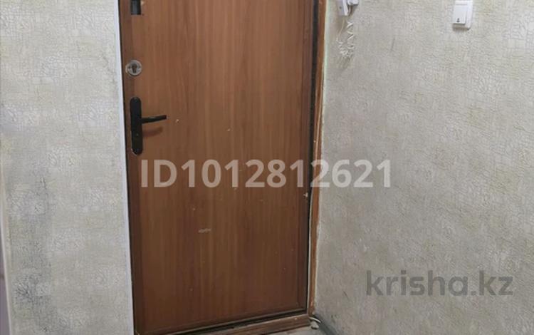 2-бөлмелі пәтер · 48 м² · 4/5 қабат, мкр Самал 48 — Б.Момышулы-Шостоковича, бағасы: 100 000 ₸ в Таразе — фото 2