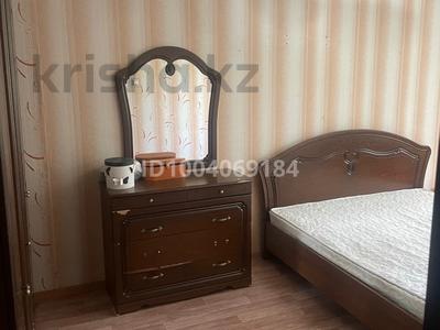 4-комнатная квартира · 74 м² · 5/5 этаж, Мкр Самал 18 — Мкр самал дом 18 между школами 39 и 45 за 17 млн 〒 в Таразе