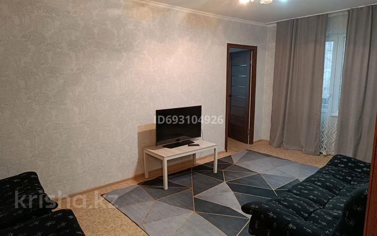 2-комнатная квартира, 59 м² по часам, Рыскулова 257 за 3 000 〒 в Талгаре — фото 2
