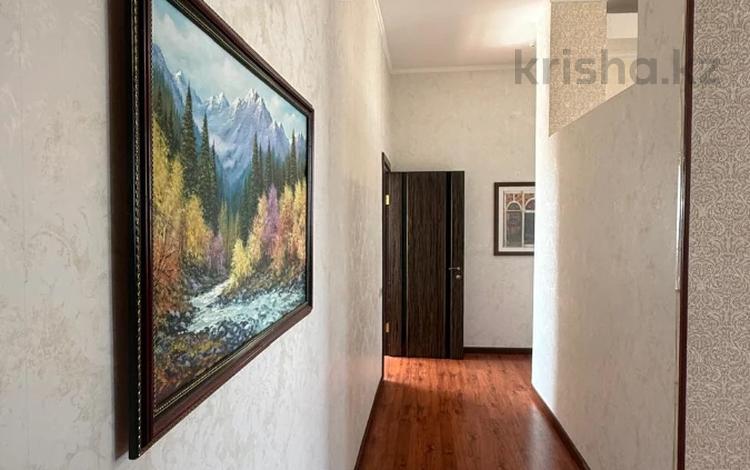 3-комнатная квартира · 135 м² · 21/22 этаж, Кабанбай батыра 11 за 66 млн ₸ в Астане, Есильский р-н — фото 2
