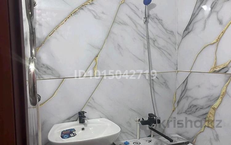 1-комнатная квартира · 32 м² · 1/5 этаж, Майкудук, Майкудук, 16й микрорайон 30 — Реал за 100 000 ₸ в Караганде, Алихана Бокейханова р-н — фото 2