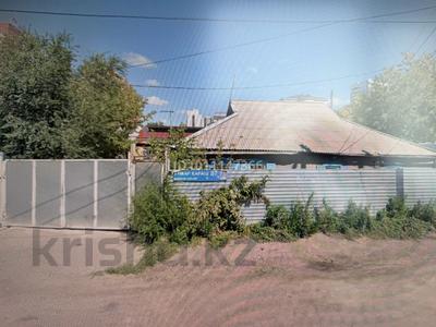 Отдельный дом · 4 комнаты · 150 м² · 6 сот., Гумар караш 87 — Уалиханова за 77 млн ₸ в Астане, р-н Байконур
