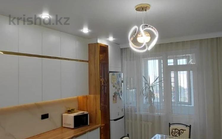 2-бөлмелі пәтер · 78 м² · 10/13 қабат, Мукан Тулебаев 5 — СРОЧНАЯ ПРОДАЖА!!!, бағасы: 36 млн ₸ в Астане, Алматы р-н — фото 4
