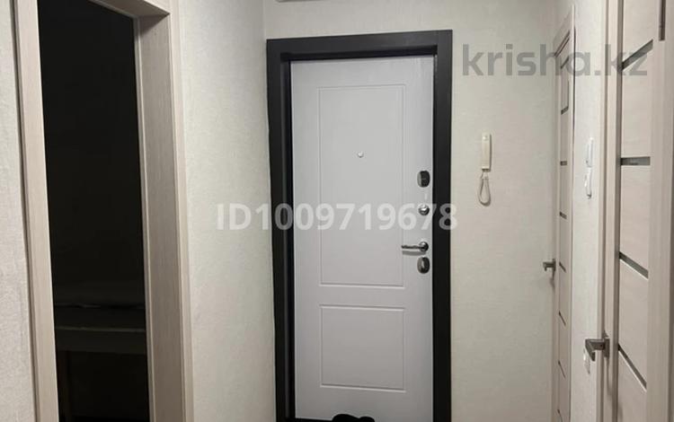 1-бөлмелі пәтер · 34.6 м² · 1/5 қабат, 4 Линия 16 — Напротив ресторана Туркестан, бағасы: 15 млн ₸ в Петропавловске — фото 2