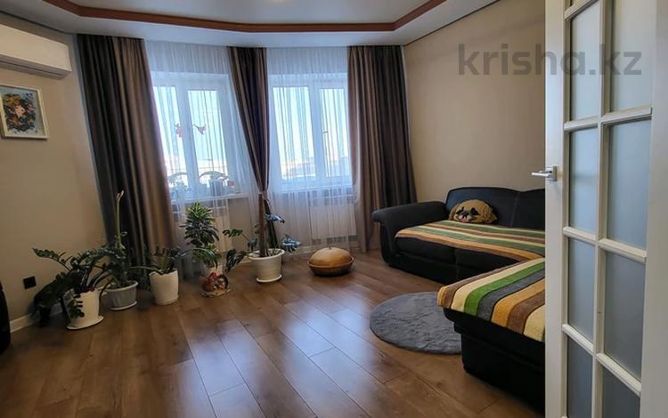 2-комнатная квартира, 62 м², 4/9 этаж, Б. Момышулы 25