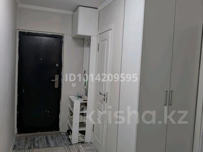 2-комнатная квартира · 54 м² · 2/5 этаж, мкр Аксай-3Б — На улице Яссауи за 300 000 ₸ в Алматы, Ауэзовский р-н