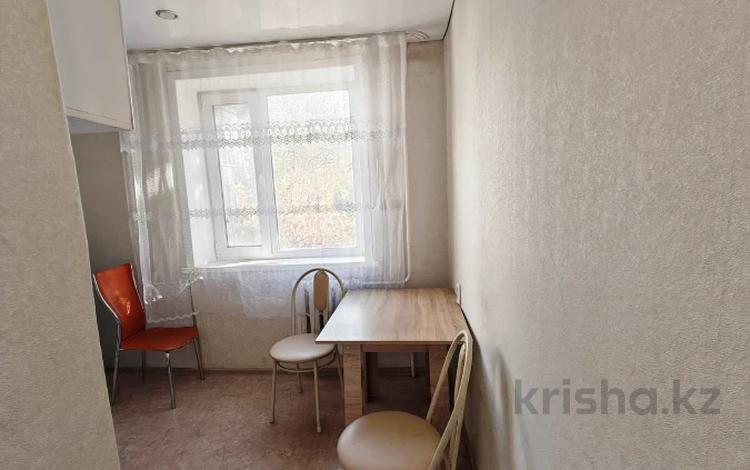 3-бөлмелі пәтер, 60 м², 4/5 қабат, Марденова 19, бағасы: 12 млн 〒 в Экибастузе — фото 2