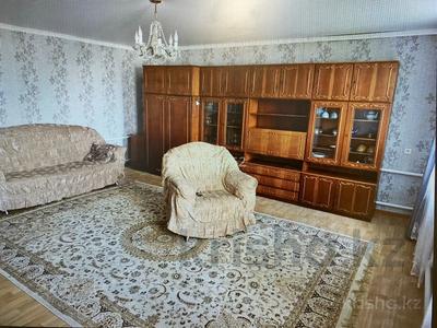 Продажа домов и дачи в Абай обл.: Часть дома · 4 комнаты · 76.6 м² · 2 сот., Садовая 6/3 за 6.5 млн 〒 Часть дома · 4 комнаты · 76.6 м² · 2 сот., Садовая 6/3 за 6.5 млн 〒 в Семее