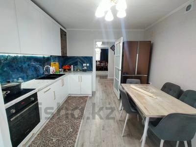 3-комнатная квартира, 84 м², 1/5 этаж, Кабанбай Батыра 95 за 42 млн 〒 в Усть-Каменогорске