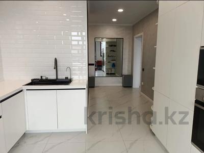 3-комнатная квартира · 130 м² · 8/10 этаж, Мауленова за 138 млн ₸ в Алматы, Алмалинский р-н