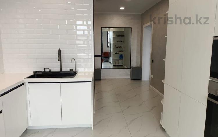 3-комнатная квартира · 130 м² · 8/10 этаж, Мауленова за 138 млн ₸ в Алматы, Алмалинский р-н — фото 2