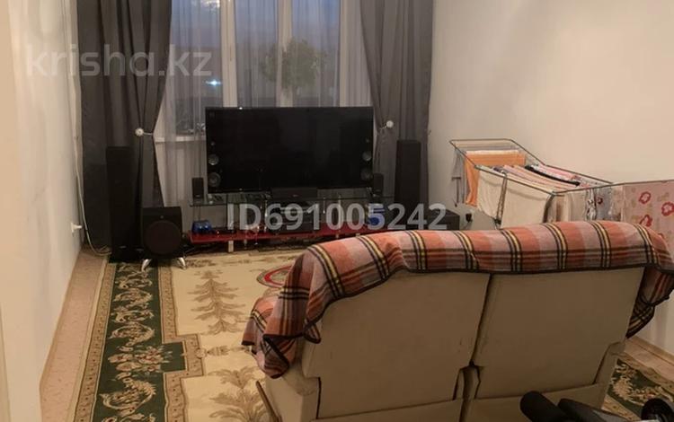 2-бөлмелі пәтер, 90 м², 4/7 қабат, мкр Центральный, Крупской 26 — Студенческая, бағасы: 35 млн 〒 в Атырау, мкр Центральный — фото 2