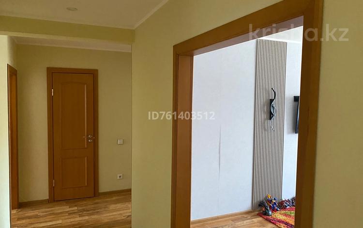 3-комнатная квартира · 65 м² · 3/9 этаж, Сатпаева 243 — Чокина Сатпаева за 39 млн ₸ в Павлодаре — фото 2