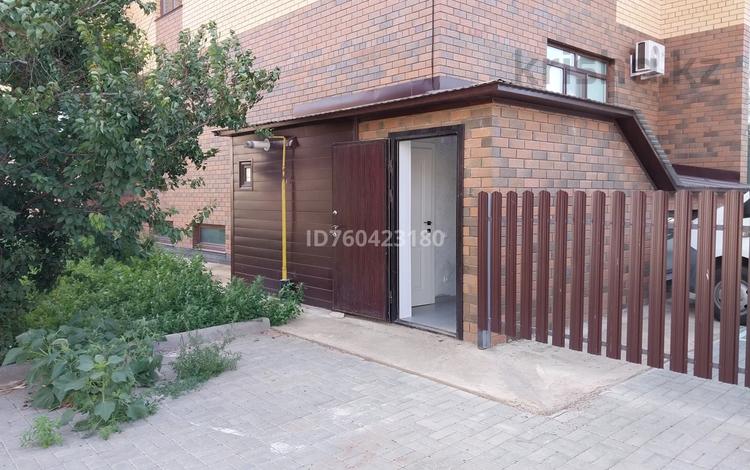 Еркін, кеңселер · 170 м², бағасы: 30 млн 〒 в Уральске — фото 23